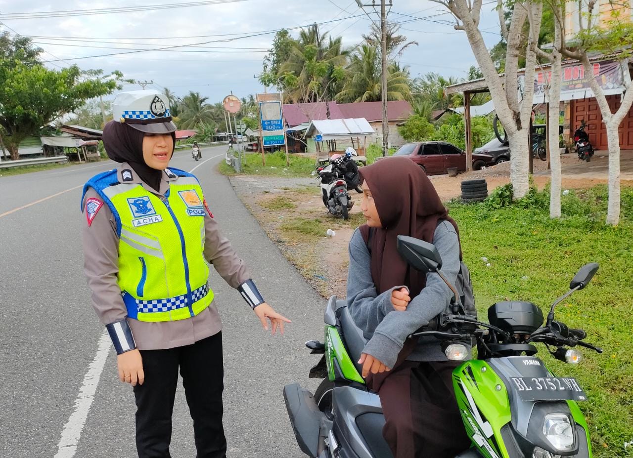 Strong Poin, Personel Satlantas Polres Aceh Jaya Berikan Pelayanan Optimal
