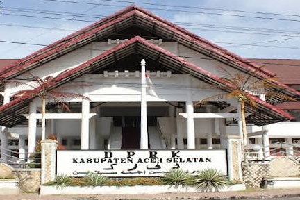 DPRK Aceh Selatan Jadwalkan Pelantikan Lisa Elfirasman Sebagai Wakil Ketua II