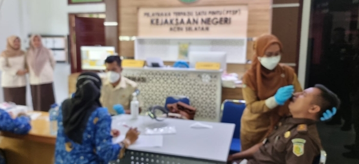 Kejaksaan Negeri Aceh Selatan dan Cabjari Aceh Selatan di Bakongan Gelar Kegiatan Swab Antigen