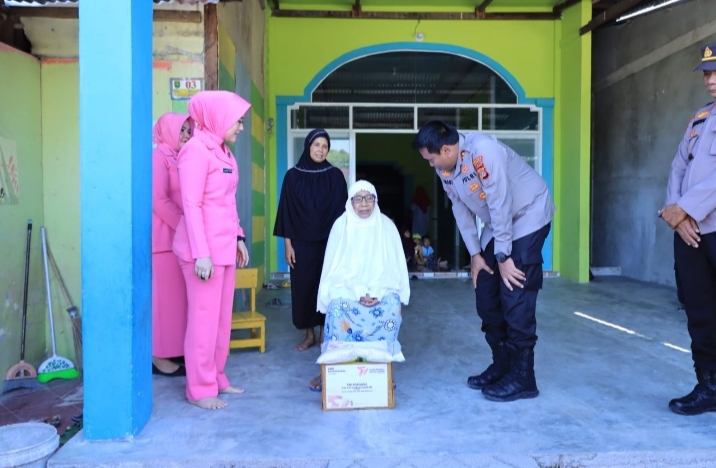 HUT Bhayangkara Ke 77, Polres Subulussalam Anjangsana Ke Purnawirawan Polri