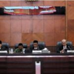 Penjabat Gubernur Hadiri Paripurna DPR Aceh, Dengarkan Pendapat Banggar atas Pertanggungjawaban APBA 2022