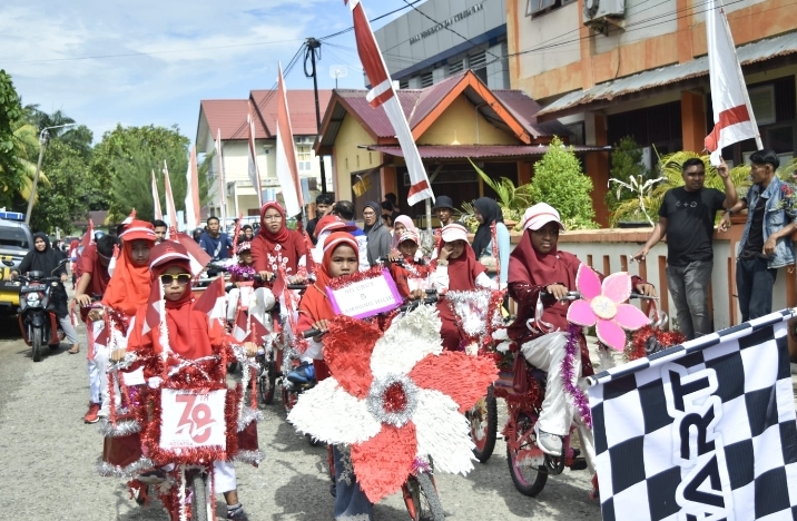 Jelang HUT RI ke 78, Pemkab Aceh Selatan Gelar Lomba Sepeda Hias