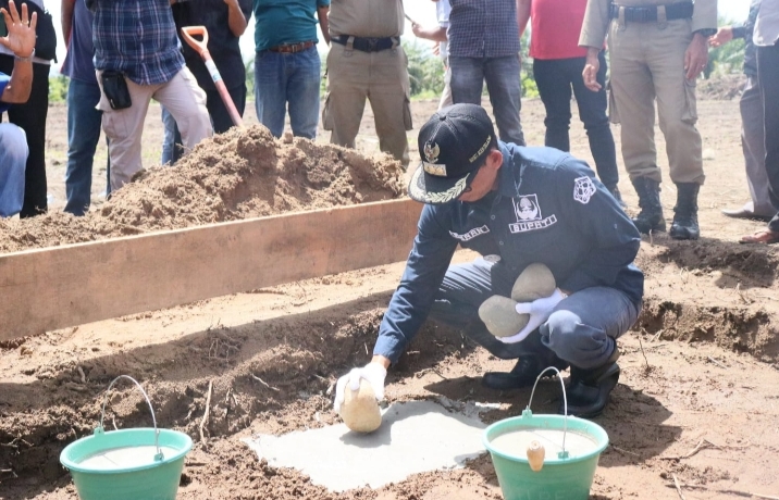 Bupati Aceh Selatan Letakan Batu Pertama Di Ground Breaking PT. Aceh Bakongan Eka Nabati