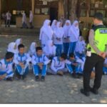 Polisi Saweu Sikula, Sat Lantas Polresta Banda Aceh Ajak Pelajar Jadi Pelopor Keselamatan Berlalu Lintas