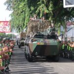 Purna Tugas, Irjen Ahmad Haydar Diarak TNI Menggunakan Panser Anoa