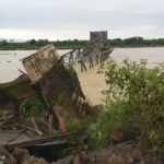 Dihantam Banjir Krueng Nagan, Jembatan Alue Buloh Ambruk