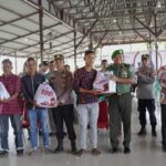 Polres Pidie dan Kodim 0102/Pidie Salurkan Sembako Dalam Kegiatan Baksos Akabri Angkatan 1990