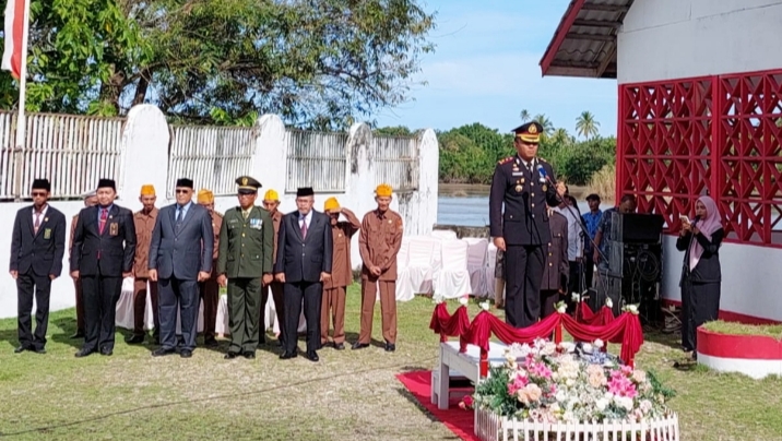 Kapolres Aceh Selatan jadi Irup Upacara Hari Pahlawan dan Ziarah Makam Pahlawan