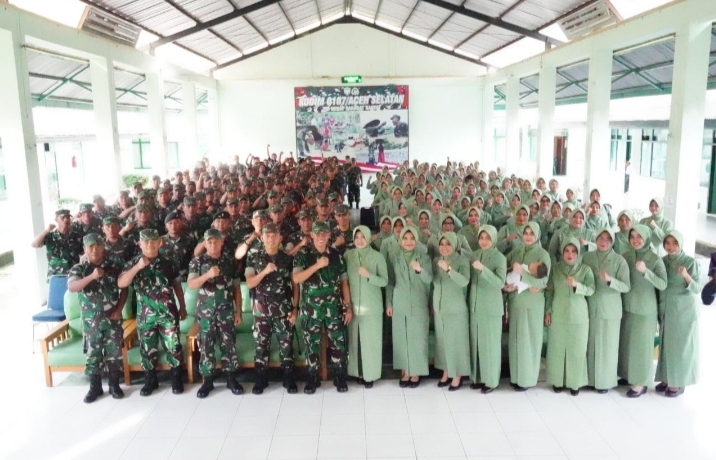 Danrem 012/Teuku Umar Sapa Prajurit Kodim 0107/Aceh Selatan dan Batalyon RK 115/Macan Lauser