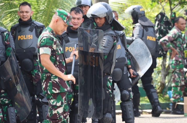 Mantapkan Kesiapan Menghadapi Pemilu 2024, TNI/Polri Latihan PHH