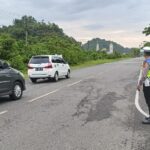 Satlantas Polres Aceh Jaya Menjalankan Kegiatan Strong Point Pagi