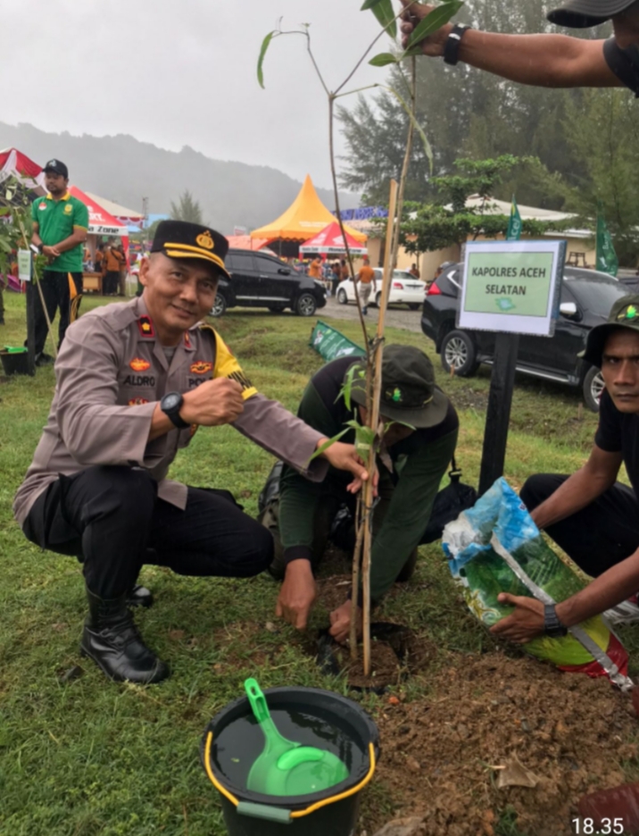Waka Polres Aceh Selatan Hadiri Peringatan Hari Peduli Sampah Nasional (HPSN) Tahun 2024