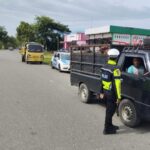 Sat Lantas Polres Aceh Jaya Berupaya Ciptakan Kamtibcarlantas Melalui Patroli Rutin di Jalan Lintas Banda Aceh – Meulaboh