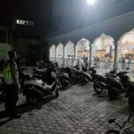 Polsek Labuhanhaji Lakukan Pengamanan Shalat Tarawih di wilayah Hukumnya