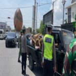 Sat Lantas Polres Pidie Tegur Pengemudi Kenderaan Bak Terbuka Yang Angkut Penumpang