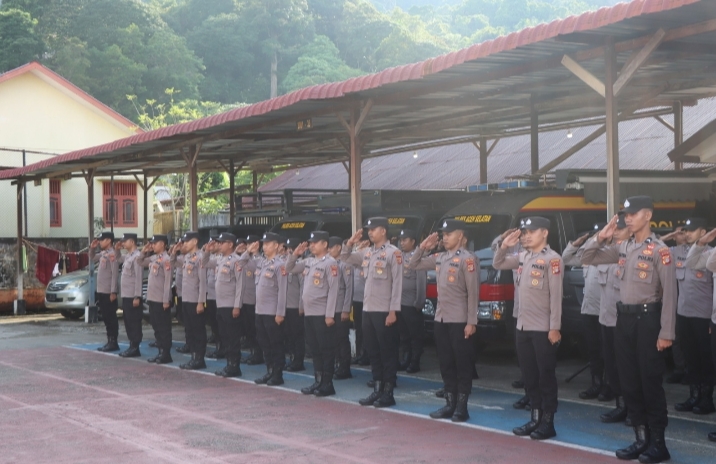 Setelah Apel Pagi, Personel Polres Aceh Selatan Semangat Latihan PBB