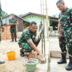 Danrem 012/TU Pasang Batu Bata Pertama Pembangunan Perumahan Prajurit Kodim 0107/Asel