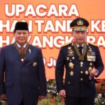 Prabowo Subianto Terima Penghargaan Tanda Kehormatan Bintang Bhayangkara Utama Polri