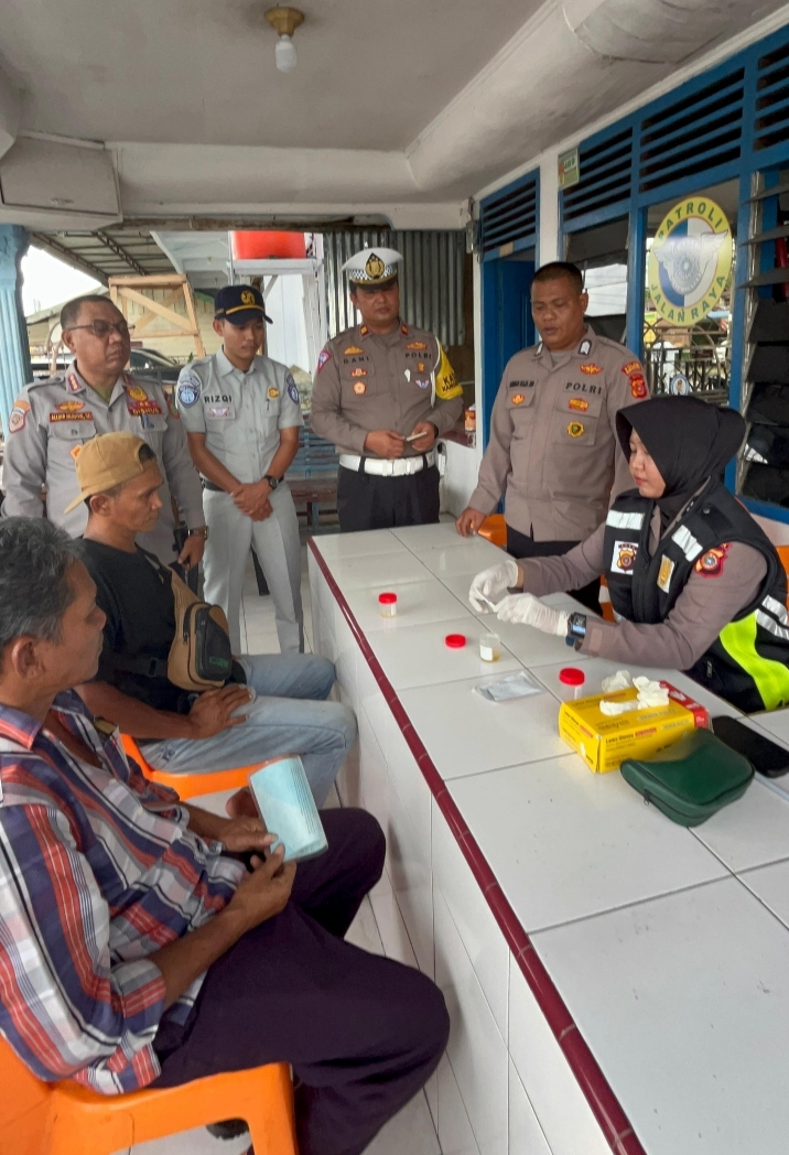 Polres Subulussalam Bersama Dinas Terkait Cek Kondisi Kendaraan dan Kesehatan Pengemudi Angkutan Umum