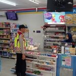 Personel Polsek Krueng Sabee Lakukan Patroli Dialogis untuk Ciptakan Situasi Kondusif