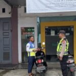 Personil Polsek Teunom Lakukan Pemantauan Situasi Kamtibmas dengan Patroli Dialogis