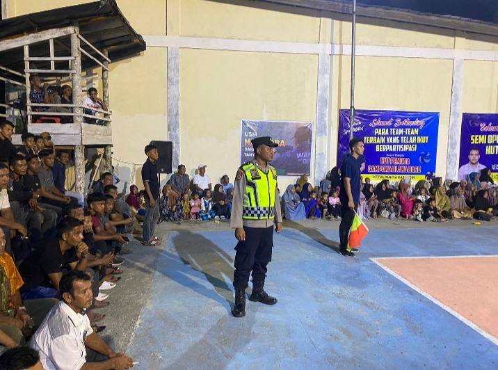 Bersinergi, TNI POLRI Amankan Semi Open Turnamen Bola Volly Hut Pemuda Gampong Blang Baro ke-3 Tahun 2024
