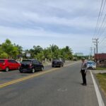 Dalam Rangka Ops Patuh Seulawah, Sat Lantas Laksanakan Pengaturan Lalin di Depan Pasar Tumpah Kayee Unoe