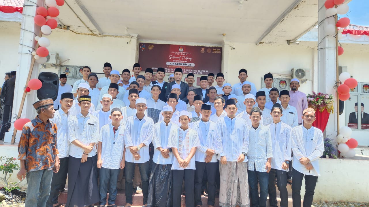 Firman Dandy-Abati Aramiah Mendaftar ke KIP: Ulama & Umara untuk Aceh Timur ‘Meusaneut