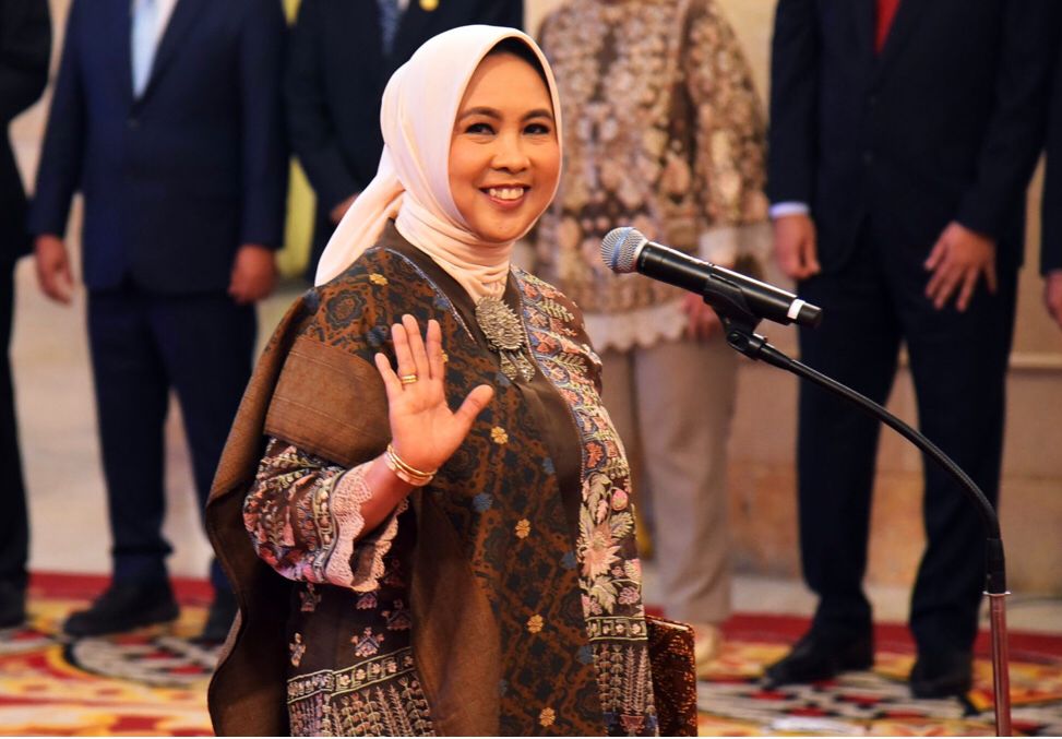 Presiden Jokowi Melantik Aida Suwandi Budiman sebagai Anggota Dewan Komisioner LPS