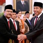 Presiden Joko Widodo Melantik Saifullah Yusuf Jadi Mensos