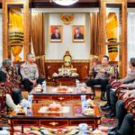 Kapolri Bersilaturahmi Dengan Tim Negosiator Pembebasan Capt. Philip Mark Mehrtens