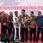 Luhut Binsar Pandjaitan Didampingi Budi Karya Sumadi Meresmikan Bandara Dhoho di Kabupaten Kediri, Jawa Timur