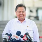 Presiden RI Gelar Rapat Terbatas Dengan Sejumlah Menteri di Istana Merdeka