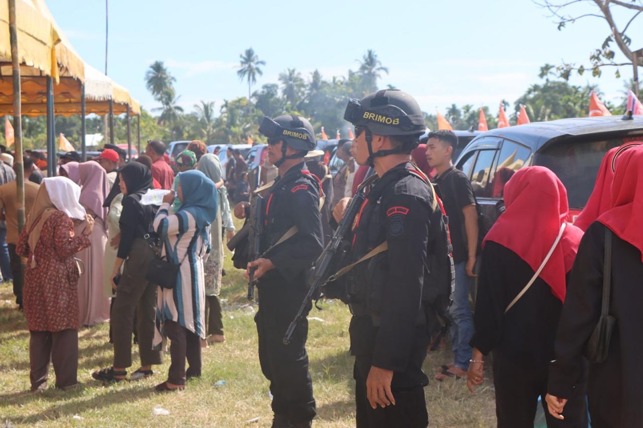 Polres Aceh Selatan Laksanakan Pengamanan Kampanye Terbuka Paslon Bupati dan Wakil Bupati Nomor Urut 3