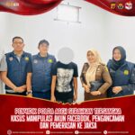 Penyidik Polda Aceh Serahkan Tersangka Kasus Manipulasi Akun Facebook, Pengancaman Dan Pemerasan Ke Jaksa
