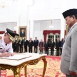 Presiden Prabowo Melantik Muhidin Sebagai Gubernur Kalimantan Selatan