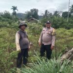 Tingkatkan Program Ketahanan Pangan, Bhabinkamtibmas Polsek Labuhanhaji Timur Terus Ajak Warga Manfaatkan Pekarangan