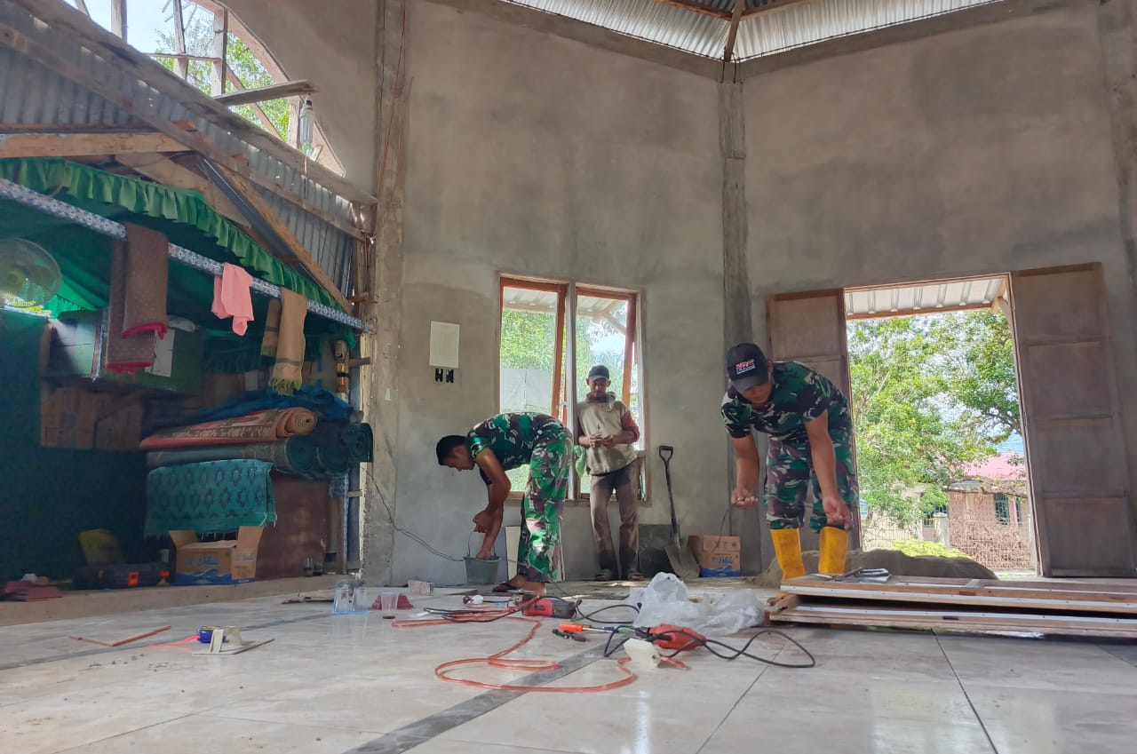 Pangdam IM Salurkan Bantuan Untuk Fasilitas Ibadah di Desa Ujung Padang Pasi Raja