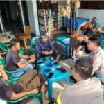 Kapolsek Kluet Timur Bersama Bhabinkamtibmas Perkuat Kemitraan Dengan Warga