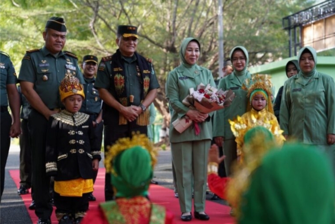 Pangdam IM dan Ketua Persit KCK Daerah Iskandar Muda Kunjungan Kerja ke Rindam IM