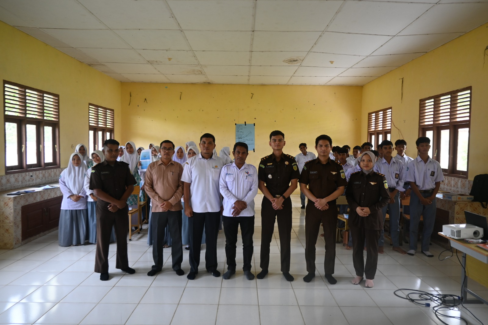 Cabjari Aceh Selatan di Bakongan Melaksanakan Penyuluhan Hukum di SMA 1 Bakotim