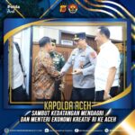 Kapolda Aceh Sambut Kedatangan Mendagri Dan Menteri Ekonomi Kreatif RI Ke Aceh