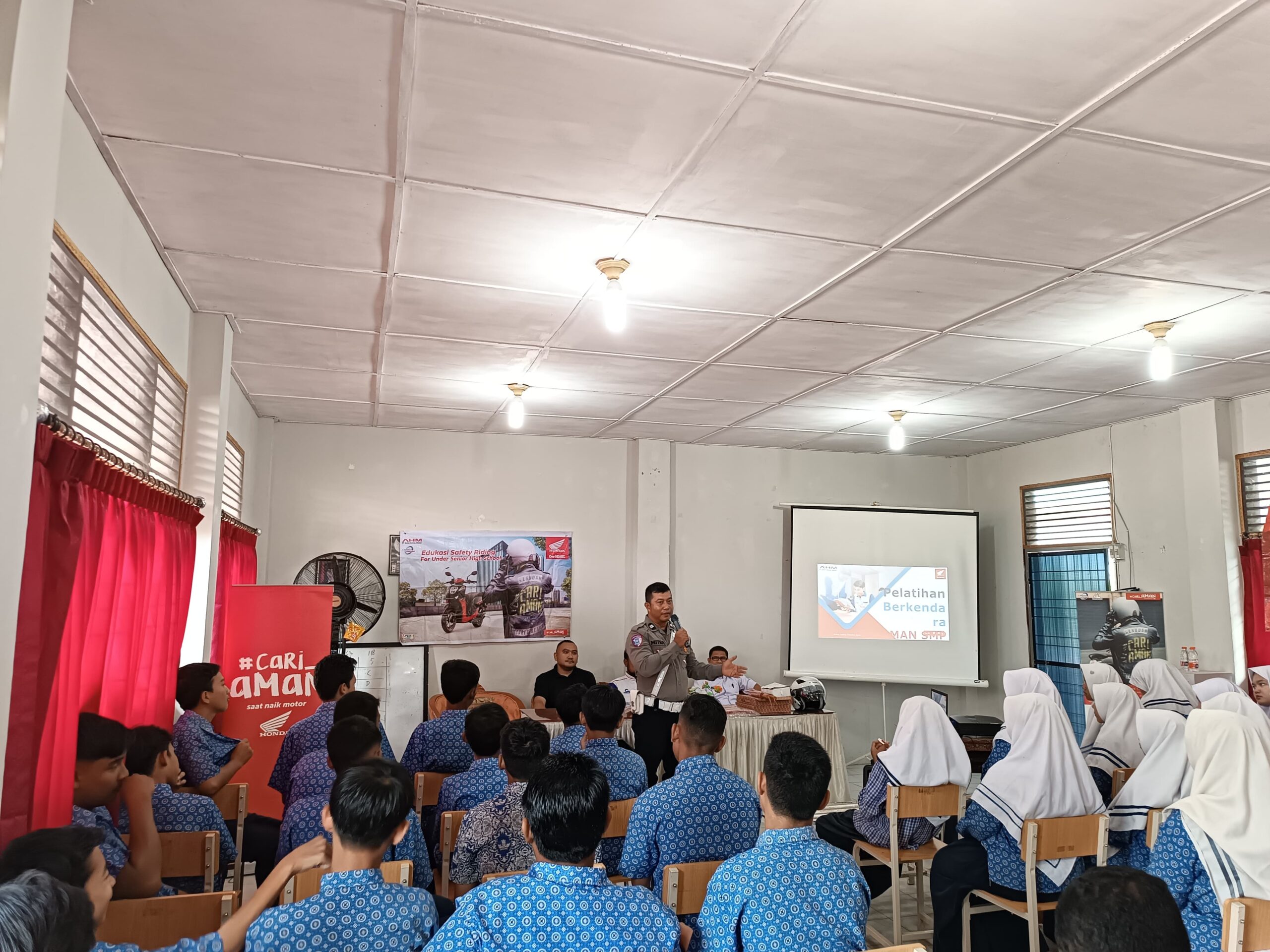 Saweu Sikula Dalam Rangka Ops Keselamatan Seulawah 2025, Satlantas Ajak Pelajar Patuhi Peraturan Lalulintas