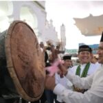 Tanda Sudah Waktunya Berbuka, Sore Ini Wagub Aceh Peh Tambo Masjid Raya Baiturrahman