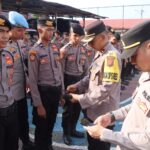 Cegah Keterlibatan Judi Online, Polres Aceh Selatan Lakukan Pengecekan HP Personil