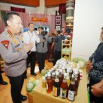 Buka Rakernis Densus 88, Kapolri Kunjungi Stan Usaha Eks Narapidana Teroris