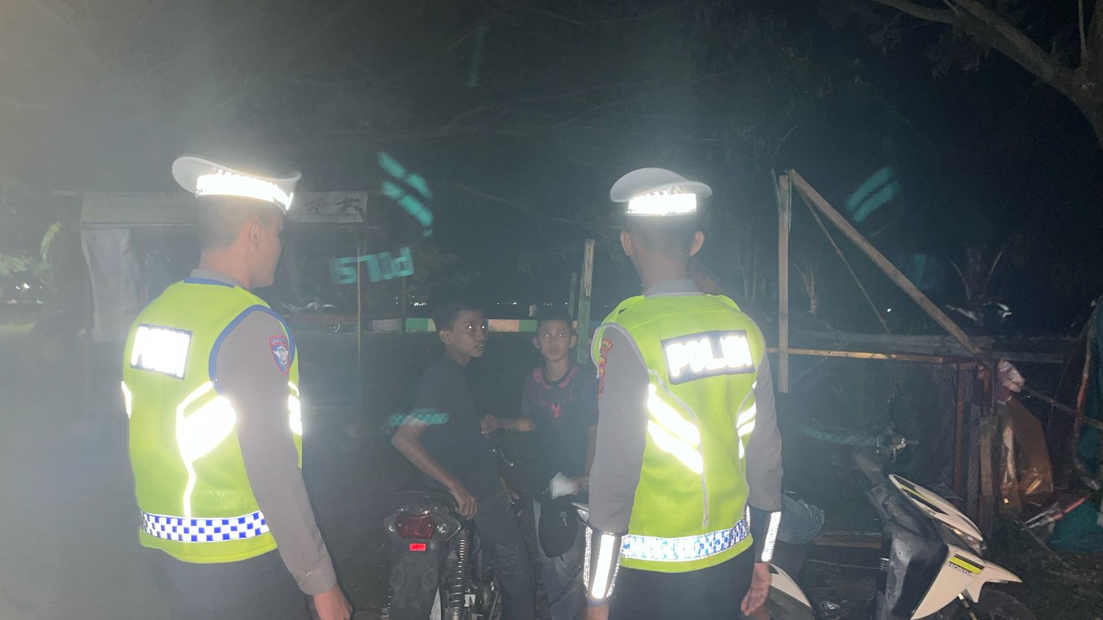 Cegah Balap Liar, Satlantas Polres Aceh Selatan Gela Patroli dan Berikan Imbauan kepada Remaja