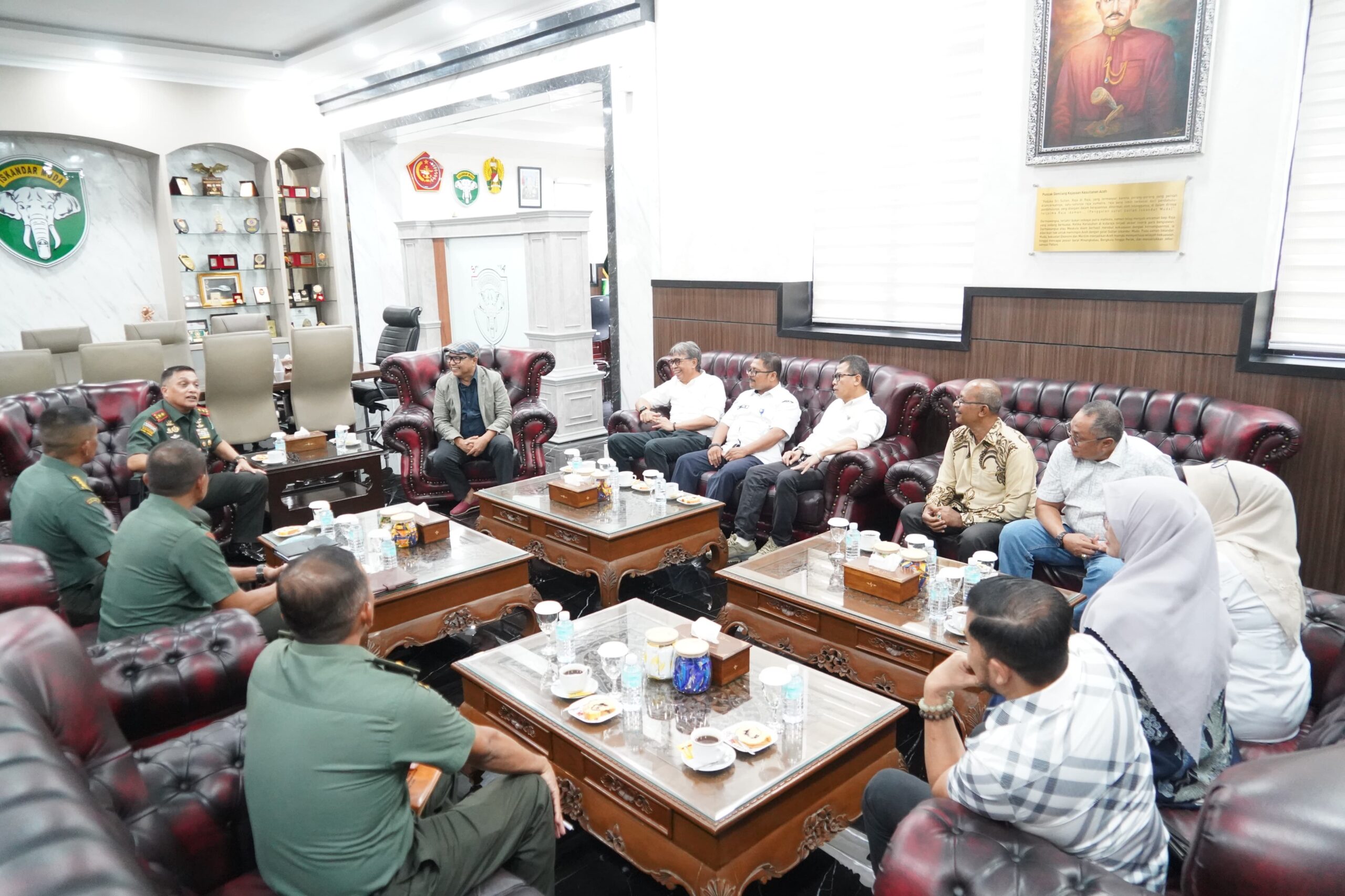 Pangdam Iskandar Muda Terima Audiensi Rektor Universitas Abulyatama di Makodam IM
