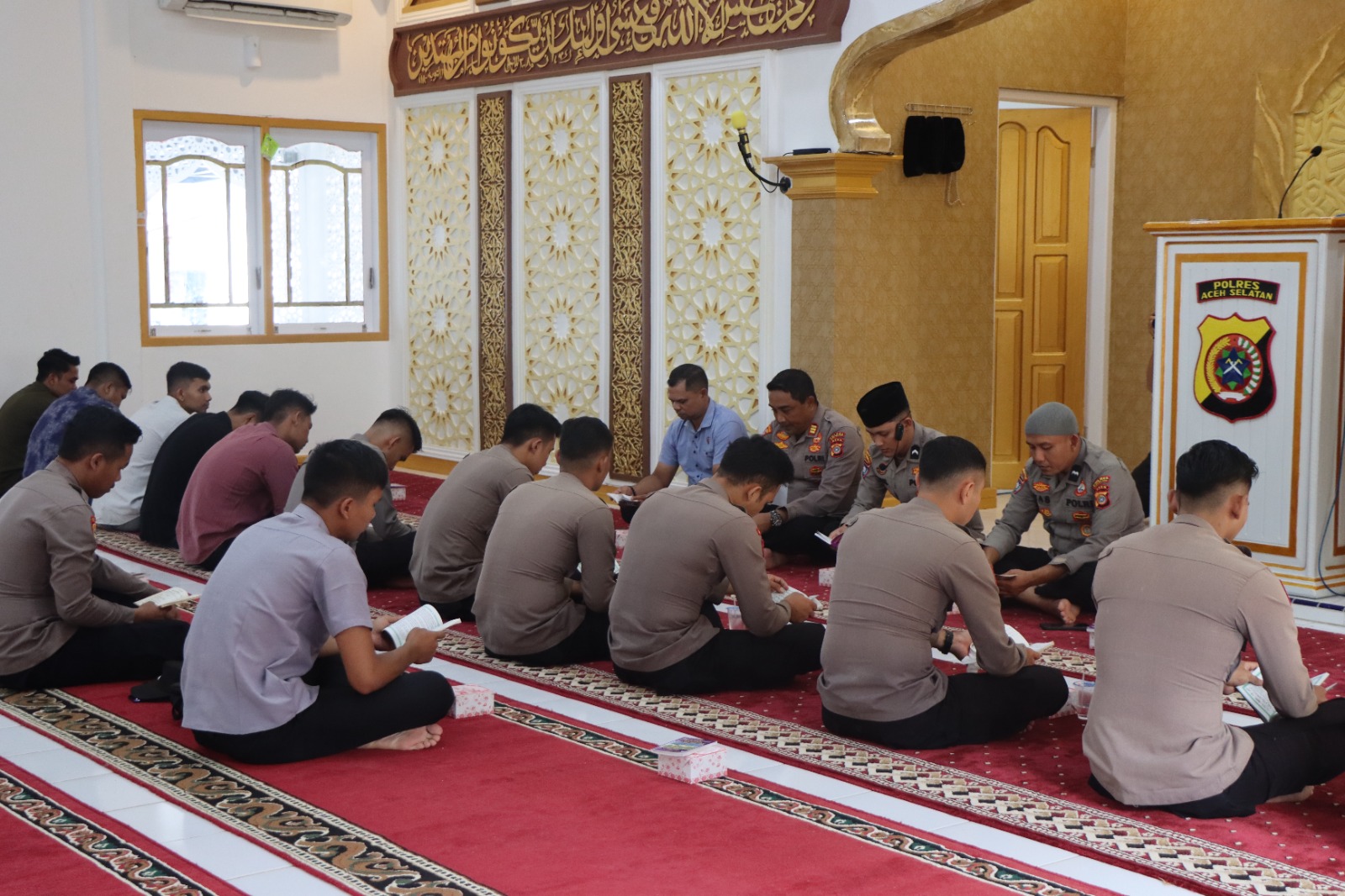 Tingkatkan Mental dan Spiritual, Polres Aceh Selatan Gelar Binrohtal Rutin dengan Baca Yasin dan Doa Bersama