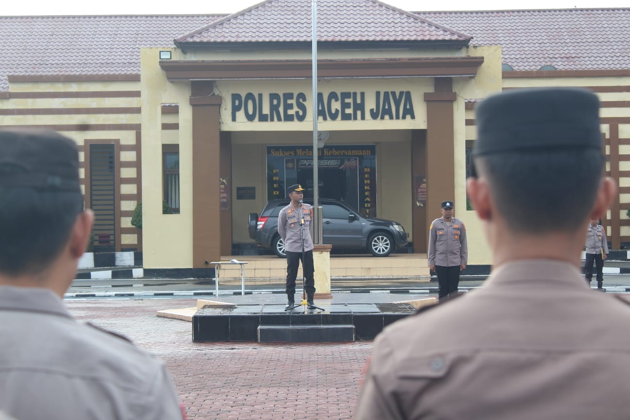 Kapolres Aceh Jaya Tegaskan Personel Jauhi Narkoba dan Judi Online dalam Apel Jam Pimpinan